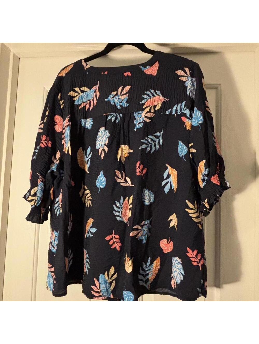 Navy Floral Button-Up Blouse with Smocked Sleeves